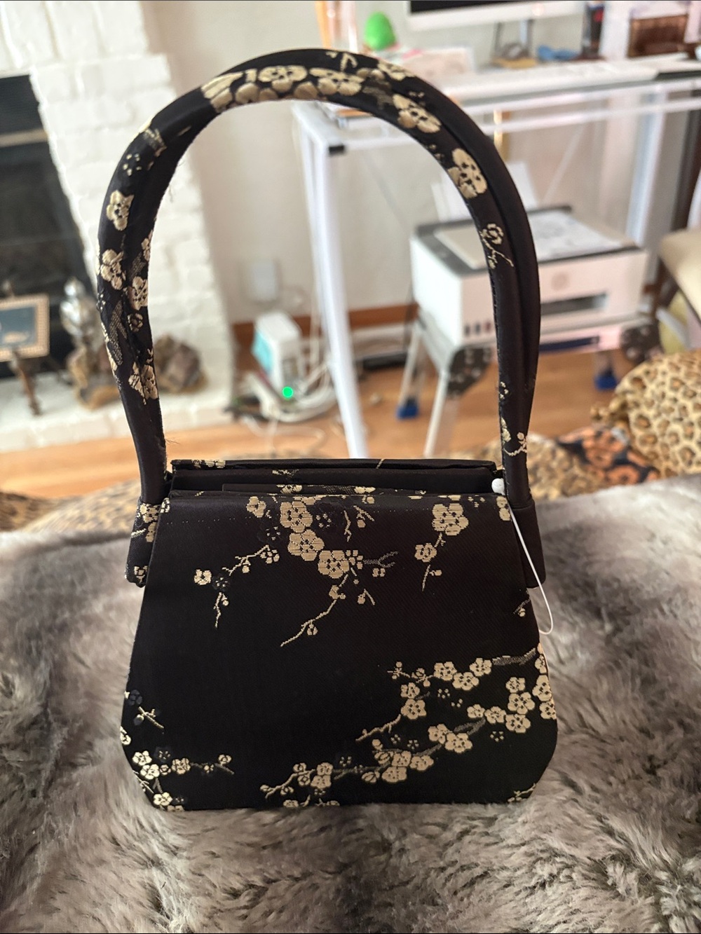 Elegant Black Floral Evening Handbag